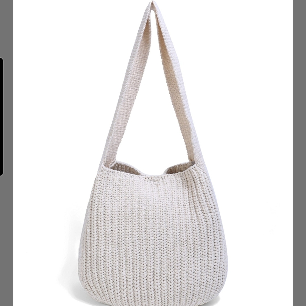 Elegant Cream Knit Shoulder Bag